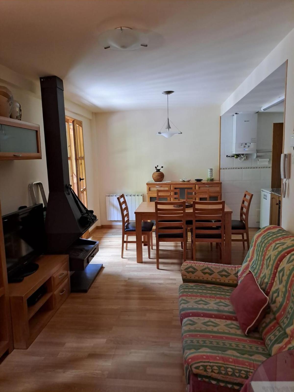Duplex De Muntanya En Zona Verda A Escaló Extérieur photo